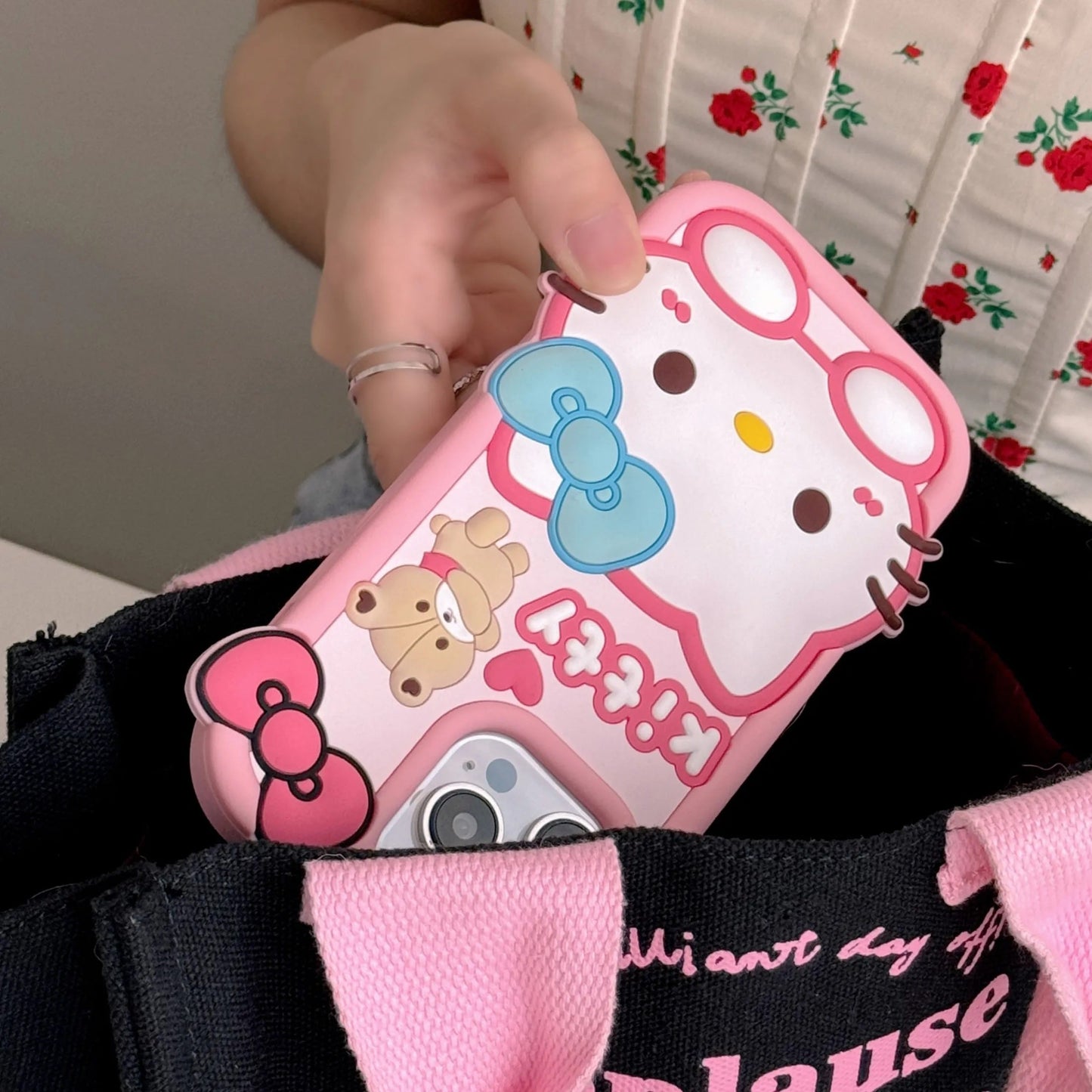 3D Cartoon Hello Kitty Bow Cat Doll Teddy Bear Case